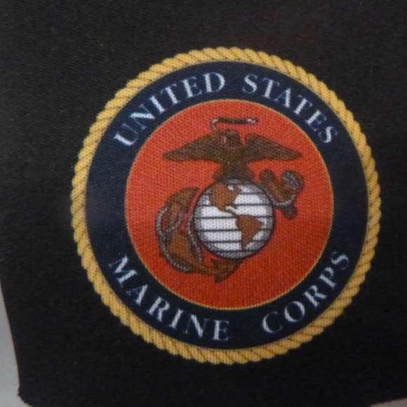 2 UNITED STATES MARINE CORP BOTTLE KOOIES NEW - Picture 3 of 4